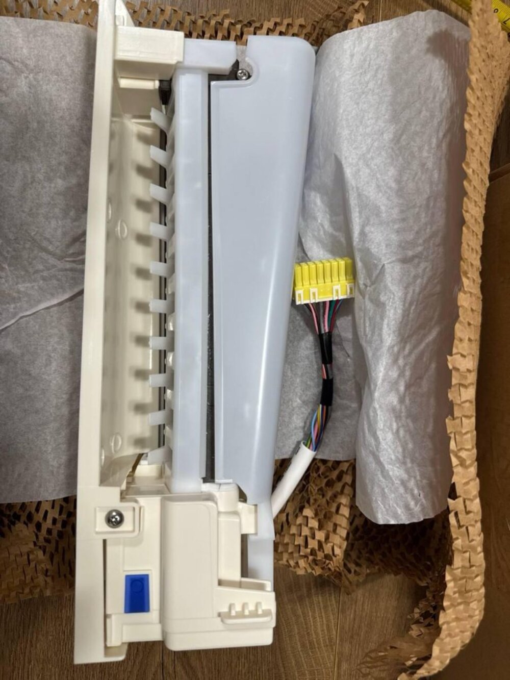 DA97-15217D ice maker OEM SAMSUNG ORIGINAL BRAND NEW WITH RECEIPT